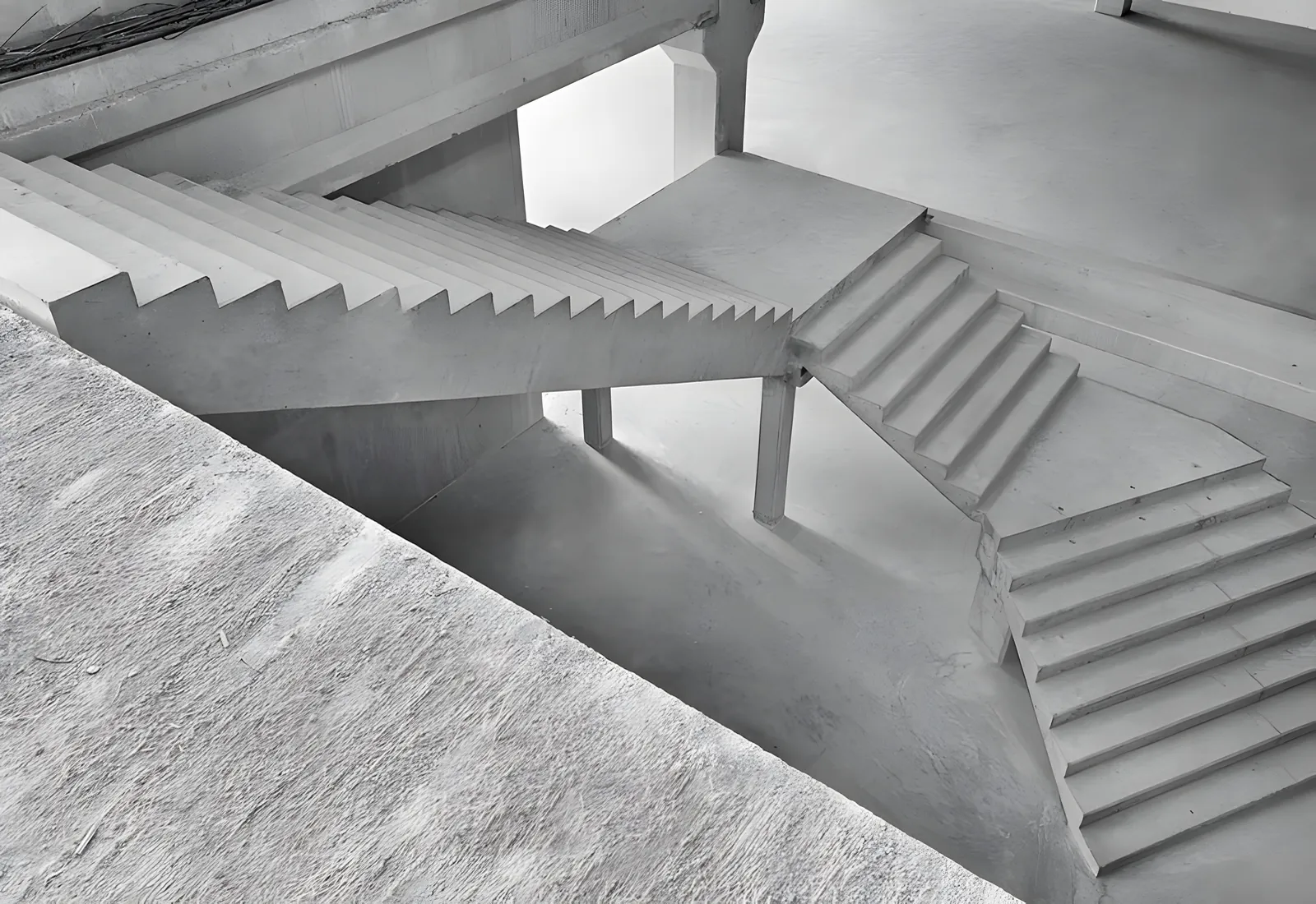 Precast concrete staircase flights